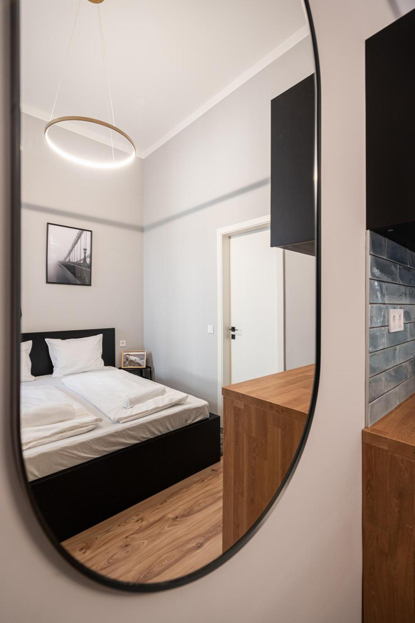 R38 Boutique Apartments, Best Location By Bqa بودابست المظهر الخارجي الصورة